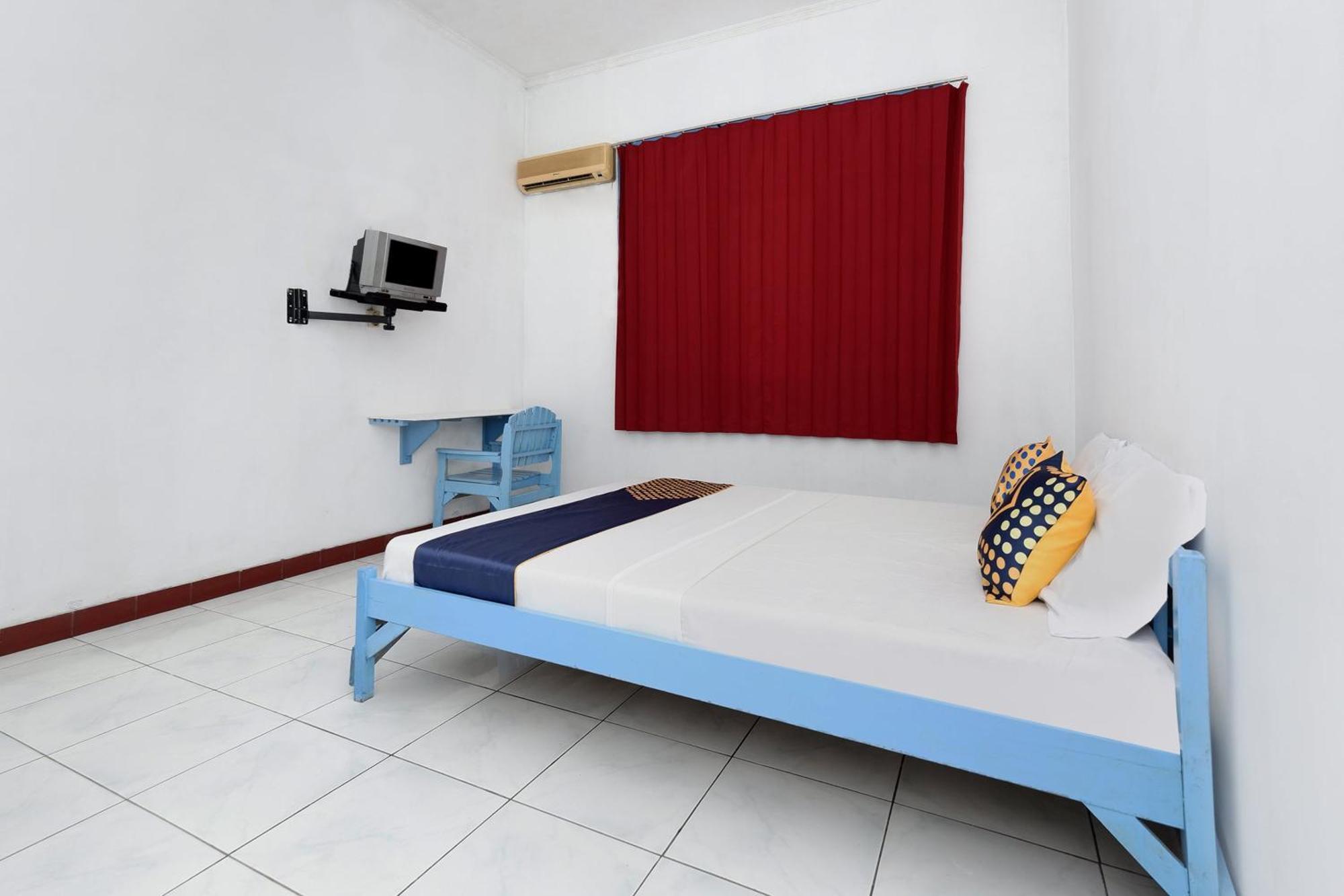 Spot On 2289 Hotel Saudara Tegal  Εξωτερικό φωτογραφία